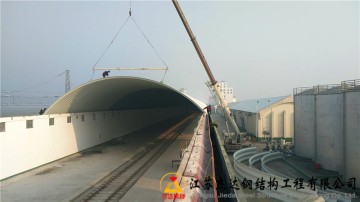 河南周口糧庫罩棚拱形屋頂翻新工程
